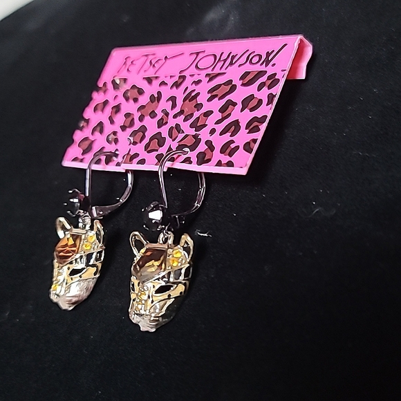 New Vintage! BETSEY JOHNSON Hollywood Glam Tiger Leopard Head Leverback Earrings - Picture 3 of 6
